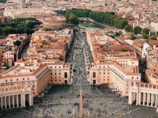 Cryptocurrency Exchange Crypto.com Expands to Italy