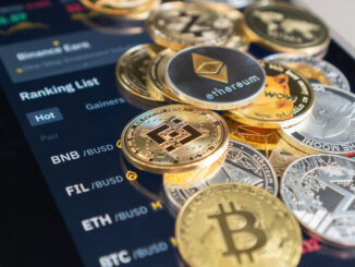 Altcoins soar, Bitcoin stalls as Fed rate cut speculation hits fever pitch