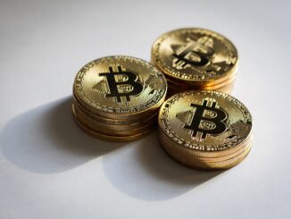 Bitcoin Bull Market Is Over? Analyst Calls 50% Crash To $60,000