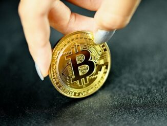 Trump’s Pro-Crypto PAC Gets $21 Million Bitcoin Donation From Billionaire Founders