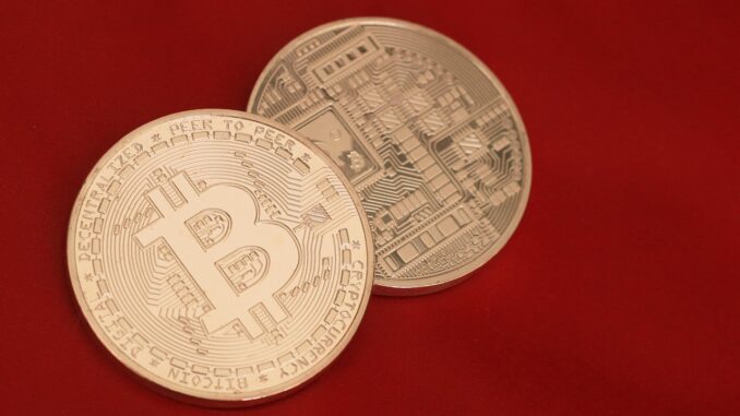 Bitcoin Macro Retracement Meets Mid-Range Battle