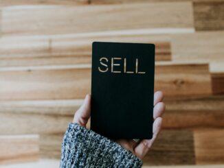 Bitcoin Whales Hit The Sell Button, $135K Target Now Trending