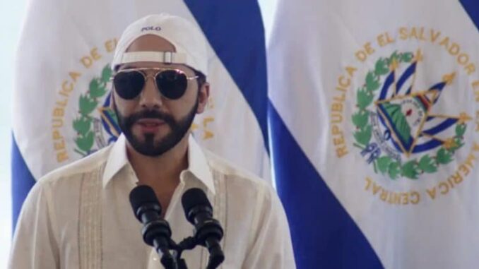 El Salvador stockpiles gold, Bitcoin amid market jitters