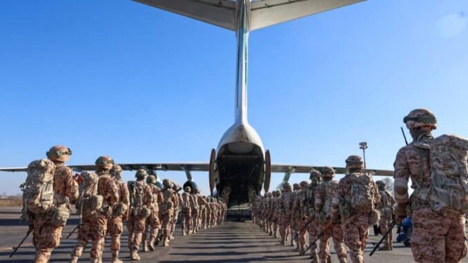 Iran warns of ferocious response to any US military action