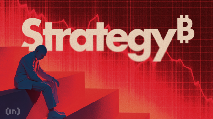 MARA Loosens Bitcoin Grip: Will MicroStrategy Follow?