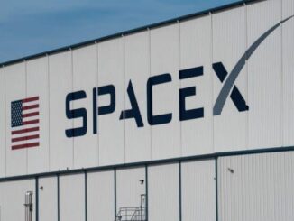SpaceX may cut Robinhood and SoFi from IPO as E*Trade leads talks