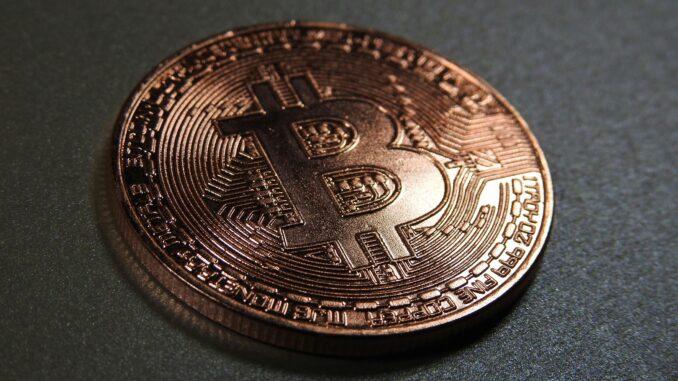 Bitcoin ETFs Lose Nearly Half A Billion Dollars As Fear Returns To Crypto